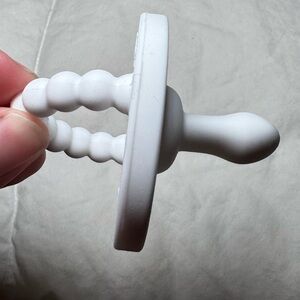 Ryan & Rose white Flat Pacifier Teether